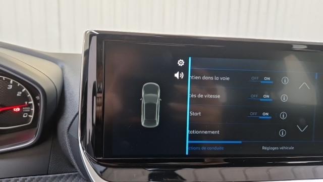 Peugeot 2008 image 3