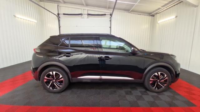 Peugeot 2008 image 2