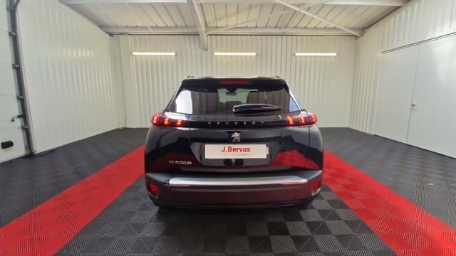 Peugeot 2008 image 9