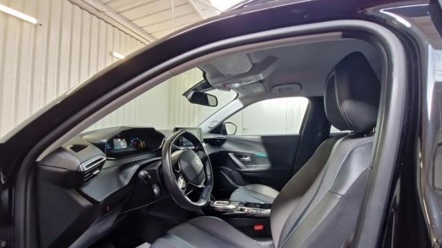 Peugeot 2008 image 3