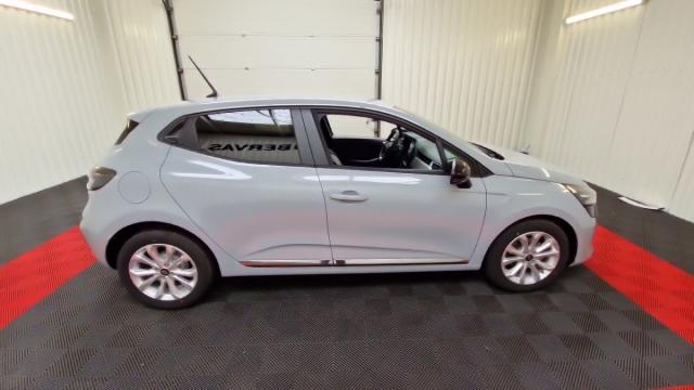 Renault Clio image 8