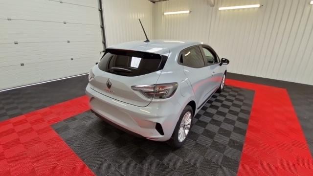 Renault Clio image 9