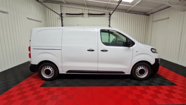 Citroen Jumpy image 3