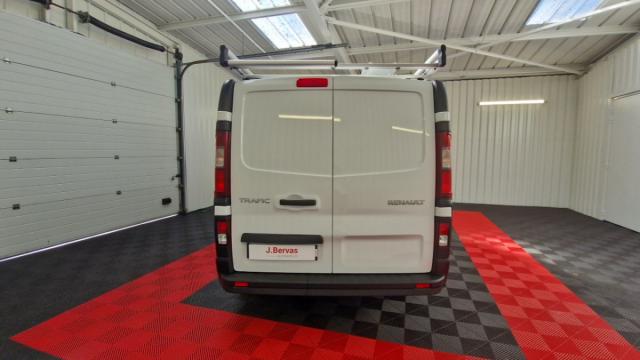 Renault Trafic image 1
