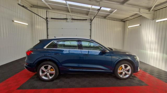 Audi E-Tron image 1