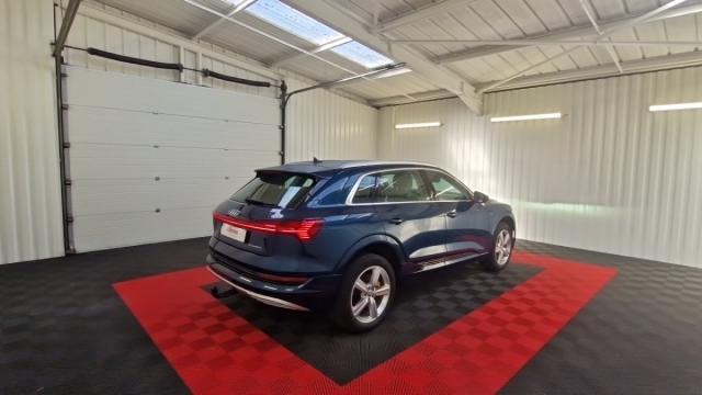 Audi E-Tron image 8