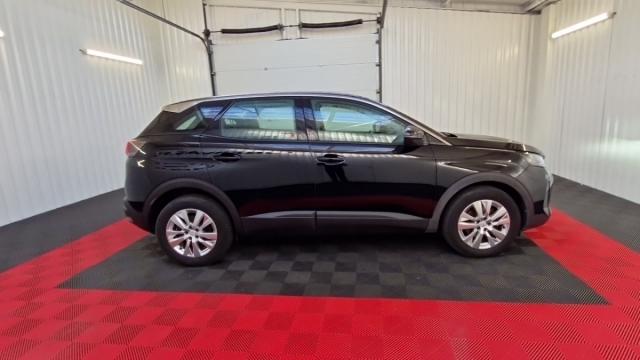 Peugeot 3008 image 2