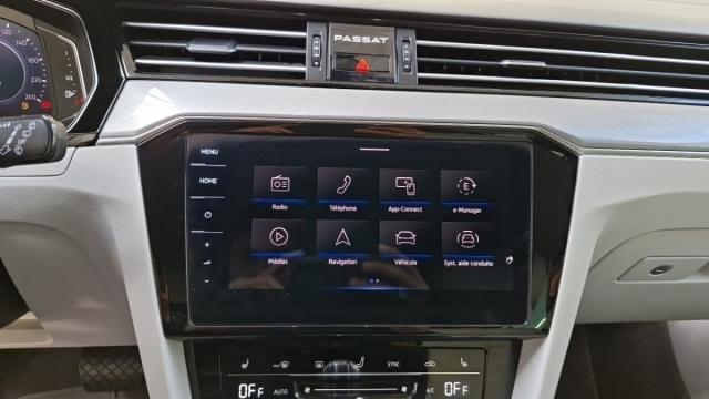 Volkswagen Passat Sw image 1