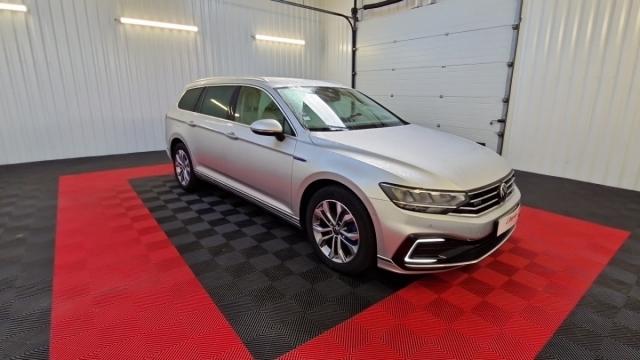 Volkswagen Passat Sw image 3