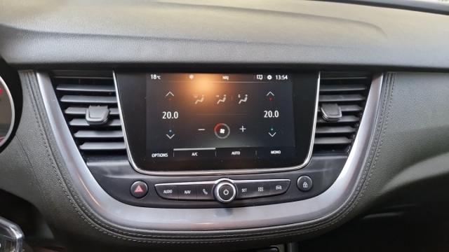 Opel Grandland image 1