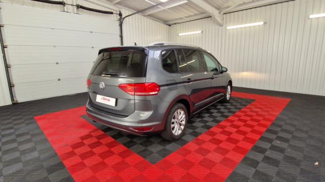Volkswagen Touran image 6