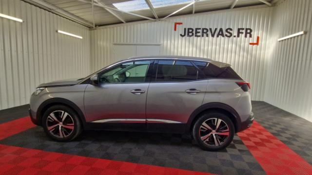 Peugeot 3008 image 2