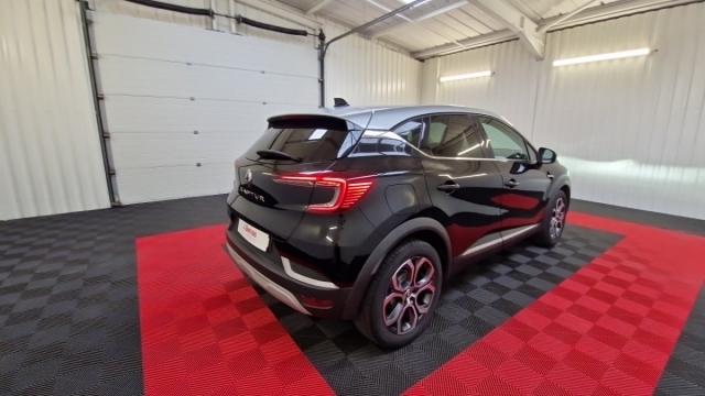 Renault Captur image 2