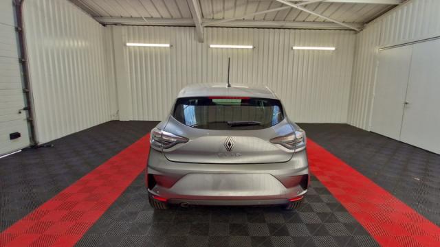 Renault Clio image 8