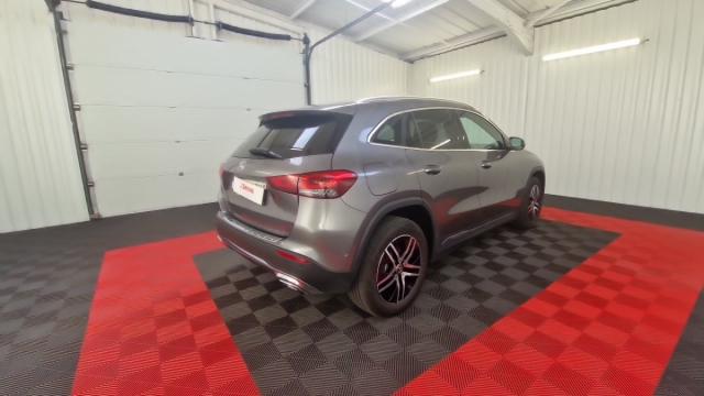 Mercedes Benz Gla image 9
