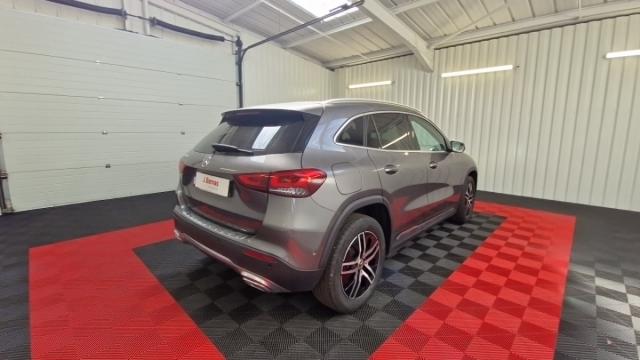 Mercedes Benz Gla image 3
