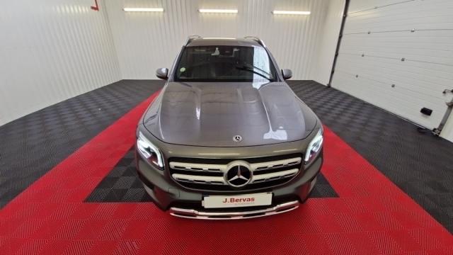 Mercedes Benz Glb image 9
