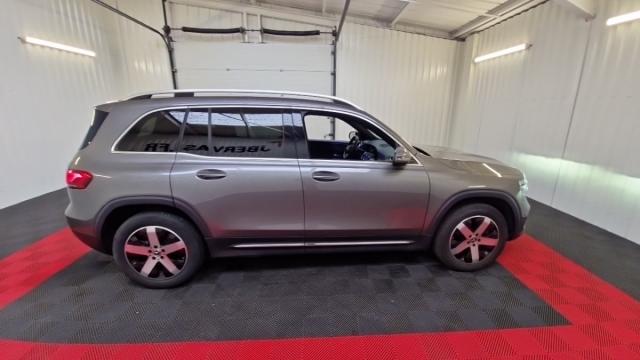 Mercedes Benz Glb image 2