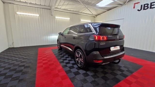 Peugeot 5008 image 9