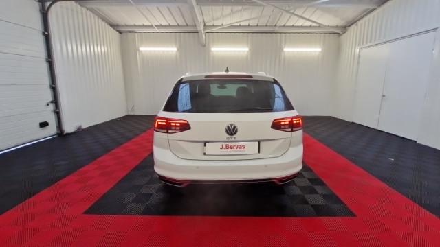 Volkswagen Passat Sw image 8