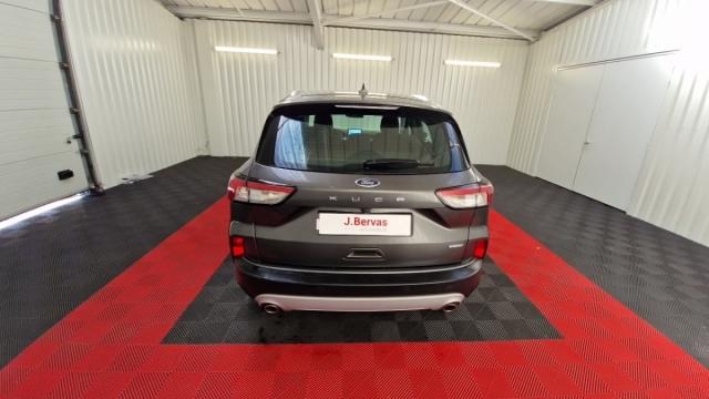 Ford Kuga image 4