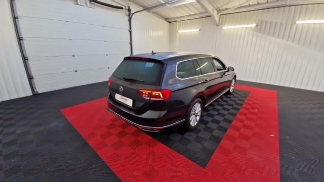 Volkswagen Passat Sw image 4
