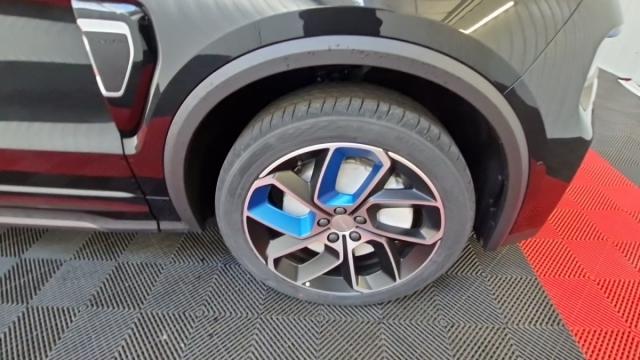 Lynk & Co 01 image 9