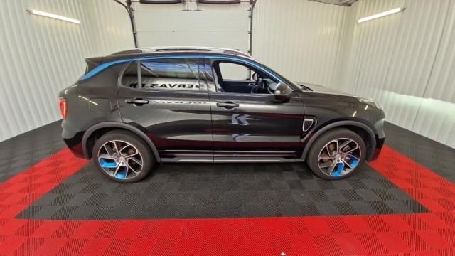 Lynk & Co 01 image 1