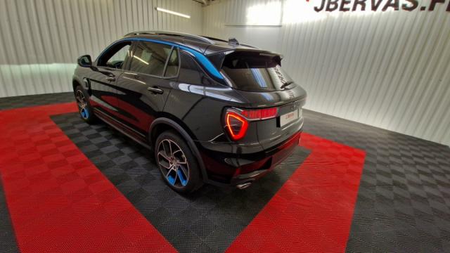 Lynk & Co 01 image 4