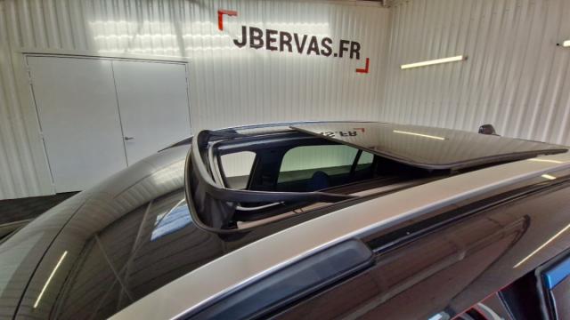 Lynk & Co 01 image 7