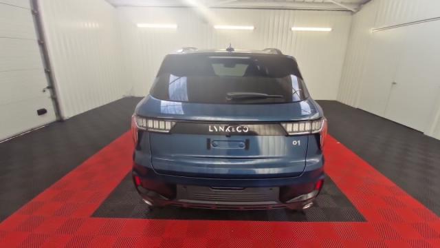 Lynk & Co 01 image 7