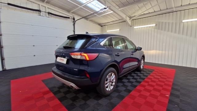 Ford Kuga image 8