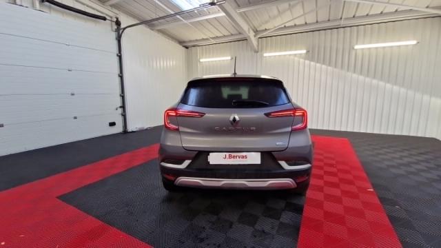 Renault Captur image 8