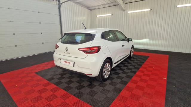 Renault Clio image 6