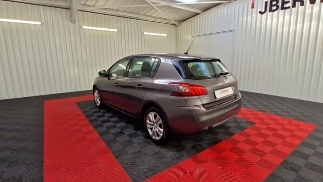 Peugeot 308 image 2