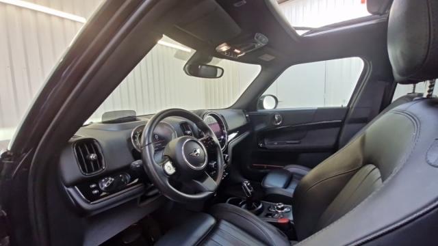 Mini Countryman image 8