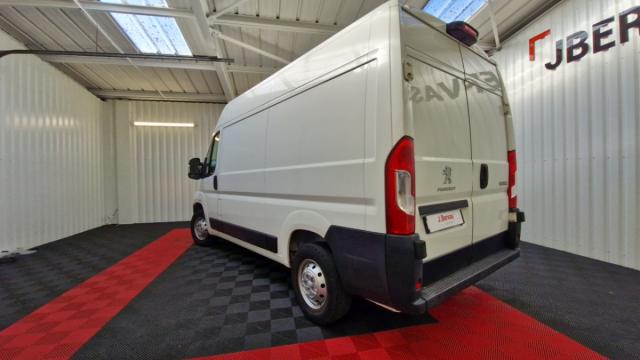 Peugeot Boxer image 8