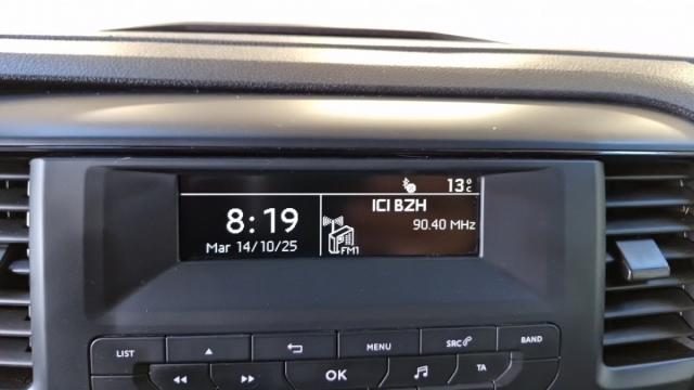 Citroen Jumpy image 1