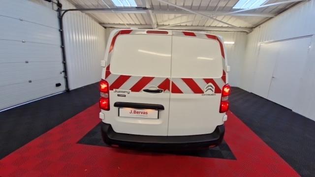 Citroen Jumpy image 8