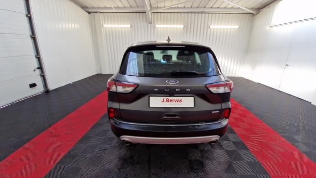 Ford Kuga image 3