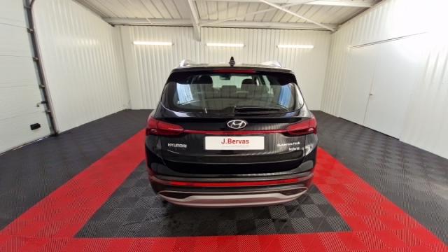 Hyundai Santa Fe image 4