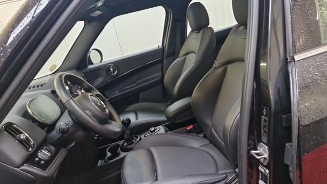 Mini Countryman image 9