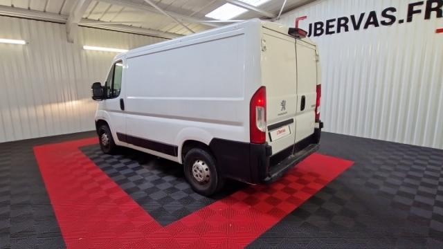 Peugeot Boxer image 1