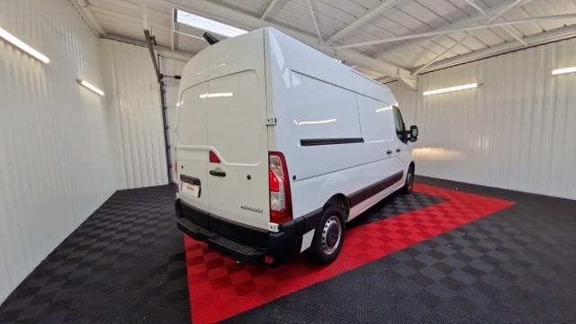 Renault Master image 2