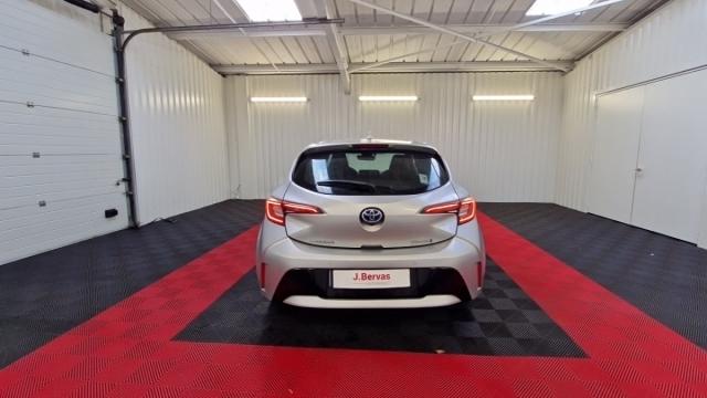 Toyota Corolla image 8