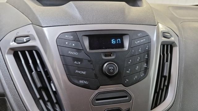 Ford Transit Custom image 5