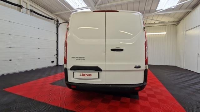 Ford Transit Custom image 2