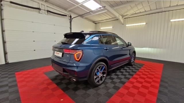 Lynk & Co 01 image 4