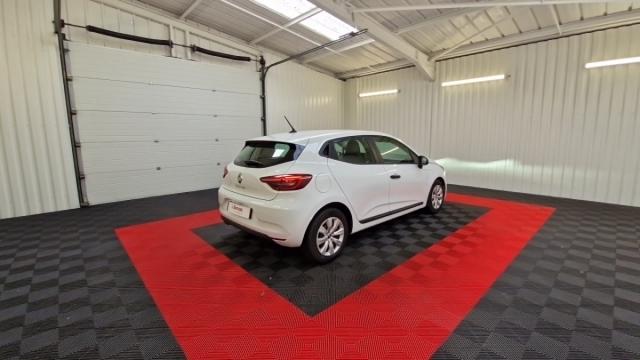 Renault Clio image 8