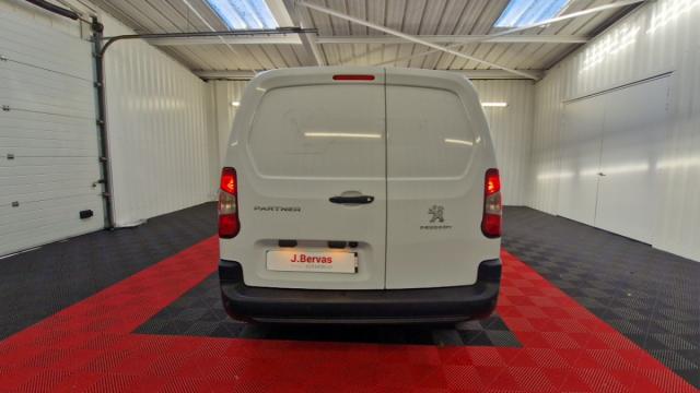 Peugeot Partner image 1